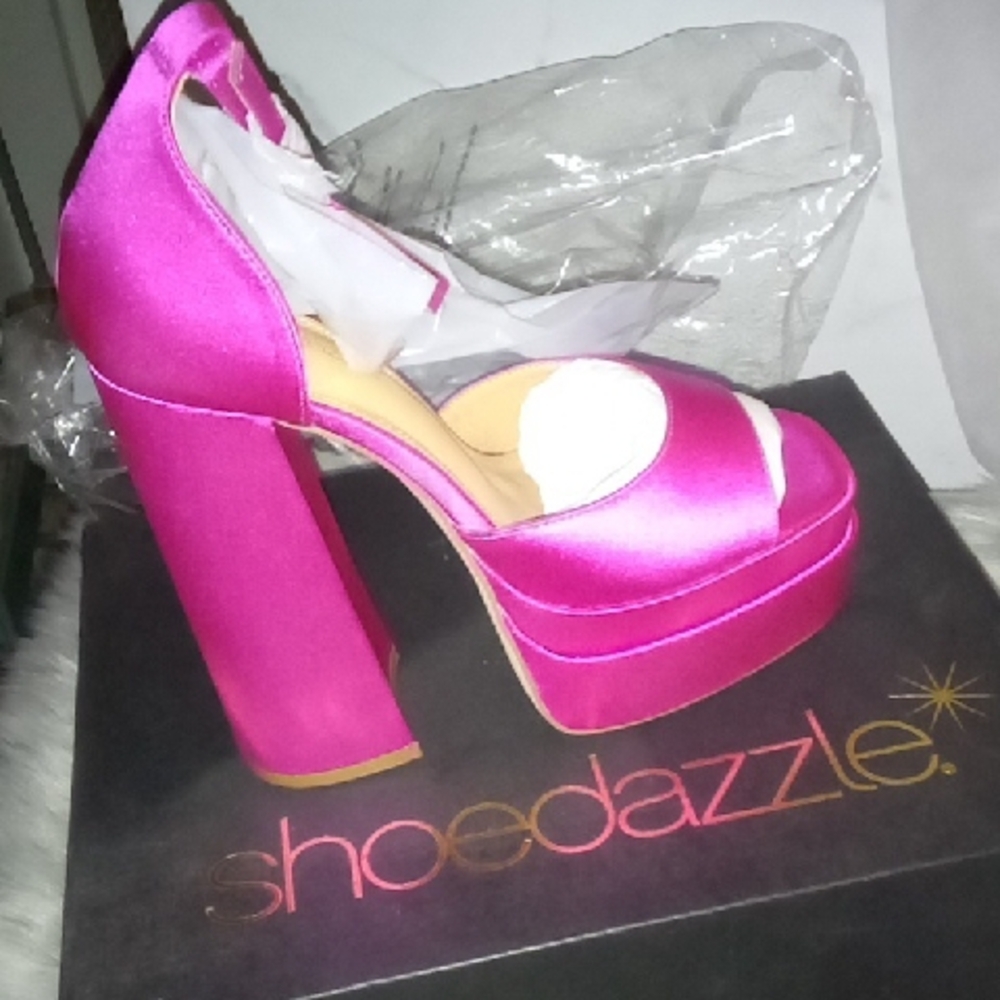 Shoe Dazzle Pink Platform Sandals with Chunky Heel Women's Size 9